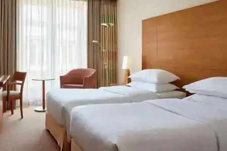 Sheraton Duesseldorf Airport - 21