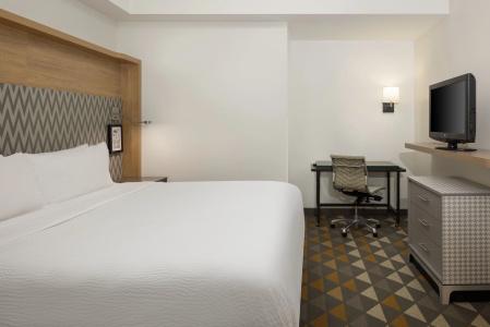 Holiday Inn, An Ihg - 37
