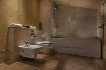 Rosslyn Thracia Sofia - 48