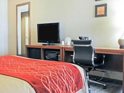 Comfort Inn Santa Fe - 35