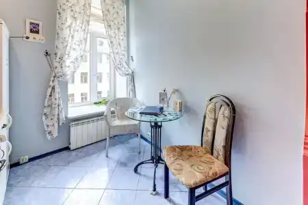Веста на Рубинштейна - 24