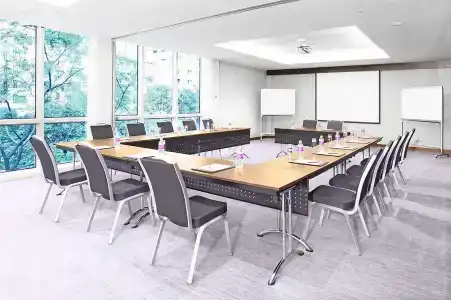 Park Regis Singapore - 13