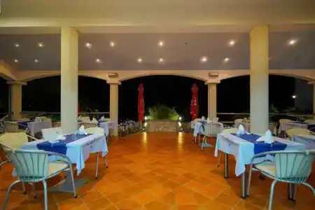 Belvedere - 27