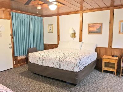Park and Cabins - 207