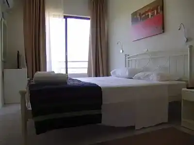Ivory - 34