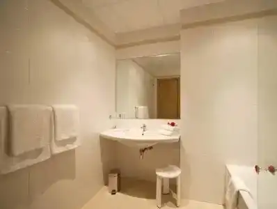 Club Salina Wharf - 8