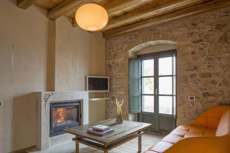 Moni Emvasis Luxury Suites - 58