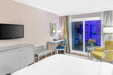 Hilton Alexandria Corniche - 81