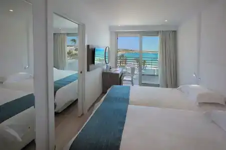 Okeanos Beach Boutique - 73