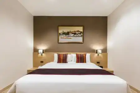 Adelphi Pattaya - Sha Extra Plus - 120