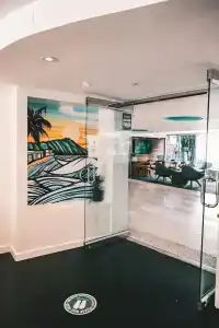 Courtyard by Marriott Waikiki Beach - 27