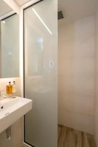 Mirablue Luxury Residences - 201