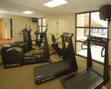 Holiday Inn Express Convention Center - 12