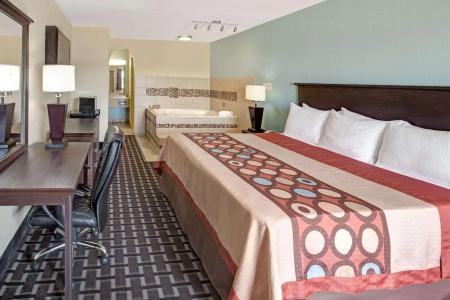 Super 8 by Wyndham Dallas East - 30