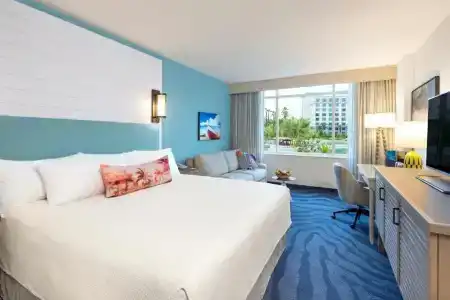 Universal's Loews Sapphire Falls Resort - 50