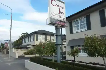 Colonial Inn - 0