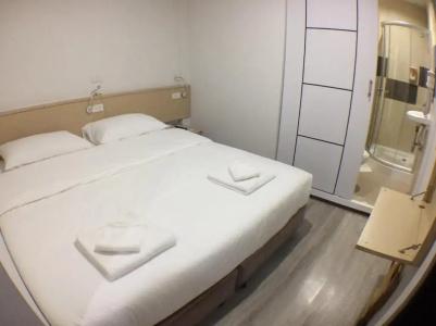 Le Bonheur Poshtel - 38