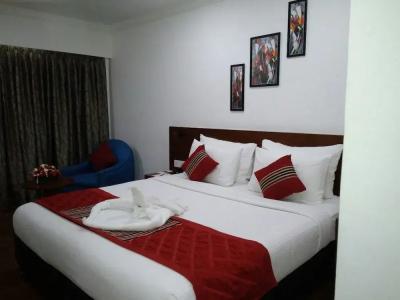 The Royal Comfort - 32