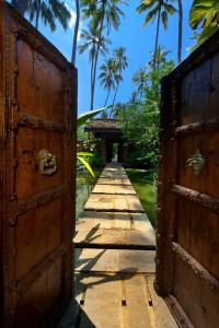 Reef Villa and Spa - 43