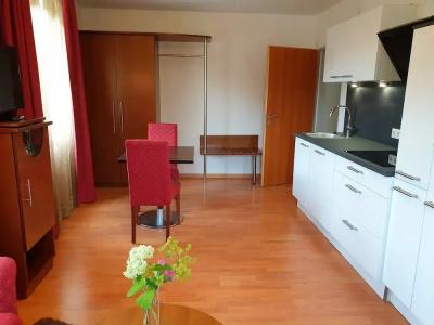 Via Roma - 64