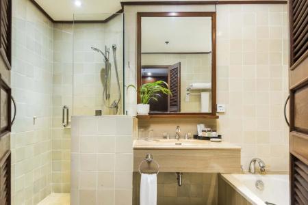 Chatrium Royal Lake Yangon - 8