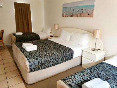 Rockhampton Palms Motor Inn - 29