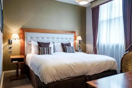 The Drayton Court - 50