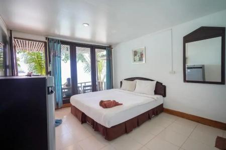 Phi Phi Cozy Seafront Resort - 85