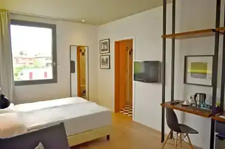 Luise - 29