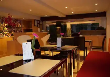 Paradiso Boutique Suites - 14