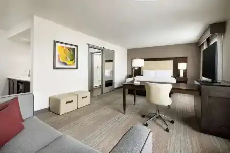 Hampton Inn & Suites -, CA - 63