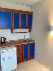 Koz Marigold Apart - 138