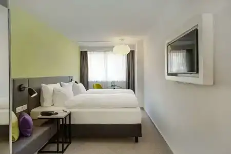 h+ Wien - 30