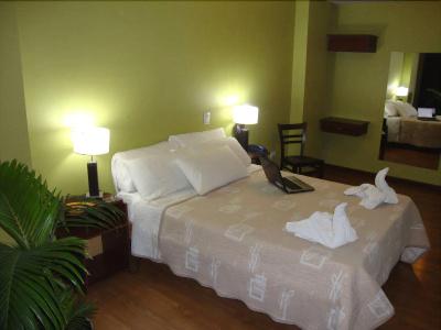 Savannah Cordoba - 4