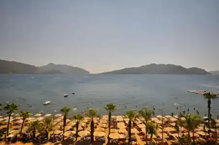 Maris Beach - 13