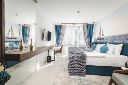 Aurel Coast - 30