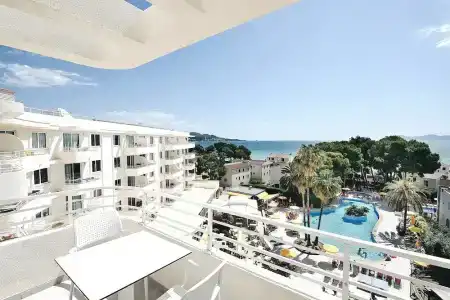 Ivory Playa Sports & Spa - 49