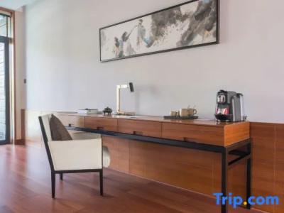 Bay Breeze Resort (All Villas) - 26