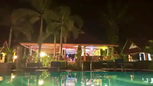 Penny's Resort - 8