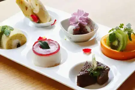 Yuraku Kinosaki Spa & Gardens - 6