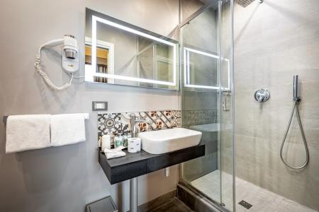 Martelli 6 Suite & - 106