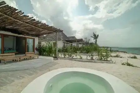 Zanbluu Beach - 32