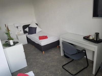 Hostel Am Stadtrand - 13