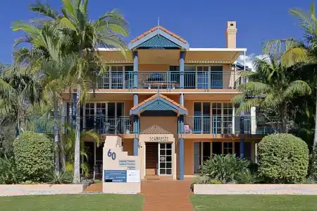 Sea Breeze on Main Beach - 76