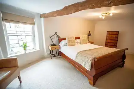 Tower House - 32