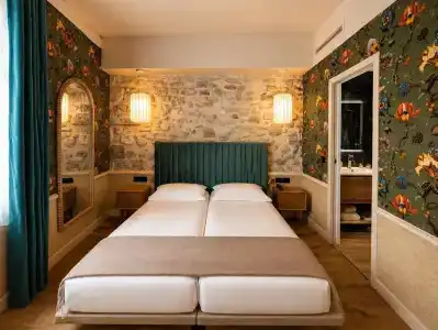 Hôtel de Notre-Dame - 27