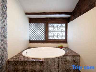 Blossom Hill Inn - Weavingland - 22