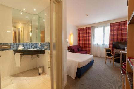Best Western Palace Inn - 45