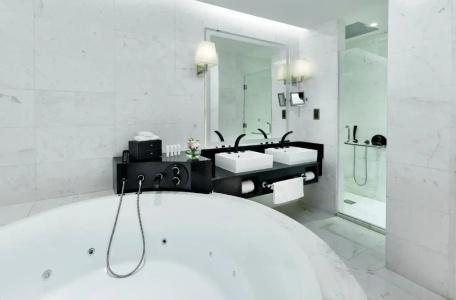 Crowne Plaza West Bay, An Ihg - 74