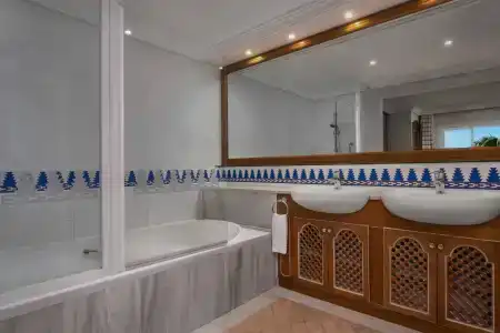 Marriott's Marbella Beach Resort - 7